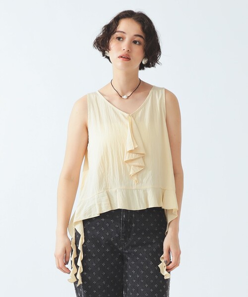 Ray BEAMS(レイビームス)の「【8/6 再値下げ】ラッフル Vネック ノースリーブ ブラウス(シャツ/ブラウス・レディース・クリーム/ブラック・ONE SIZE)」の11枚目の写真