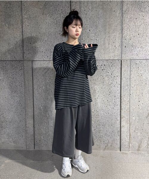 GAKKAI UNIONS（ガッカイユニオンズ）の「ワンタック8部スウェットピグメントバミューダパンツチャコール（その他パンツ・メンズ・その他・SMALL/MEDIUM/LARGE/X-LARGE）」の5枚目の写真