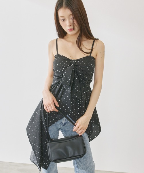 P.V.T（ピーブイティー）の「カップ付きリボンデザインアシメキャミ（キャミソール・レディース・Black/アイボリー系・F）」の5枚目の写真