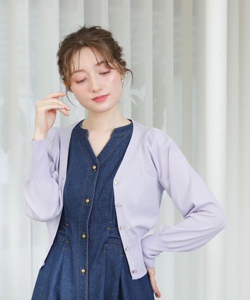 ASTORIA ODIER(アストリアオディール)の「シルクシアーVネックカーディガン(カーディガン/ボレロ・レディース・ホワイト/ラベンダー/ブラック・MEDIUM)」の11枚目の写真