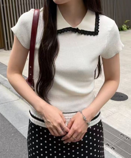 mebole(メボレ)の「Contrast Line Collar Knit(ニット/セーター・レディース・ブラック/ホワイト・FREE)」の19枚目の写真