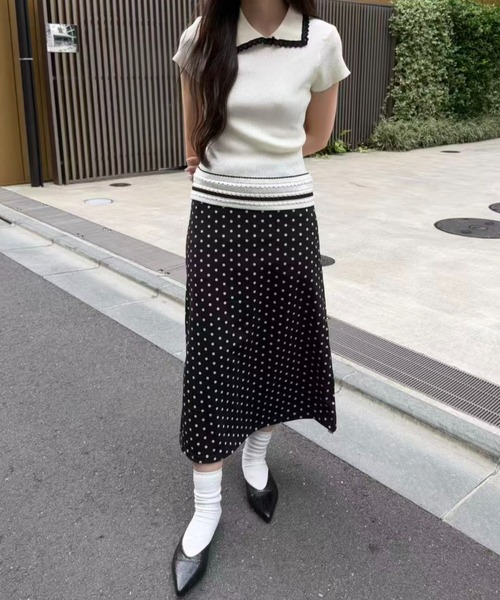 mebole(メボレ)の「Contrast Line Collar Knit(ニット/セーター・レディース・ブラック/ホワイト・FREE)」の22枚目の写真