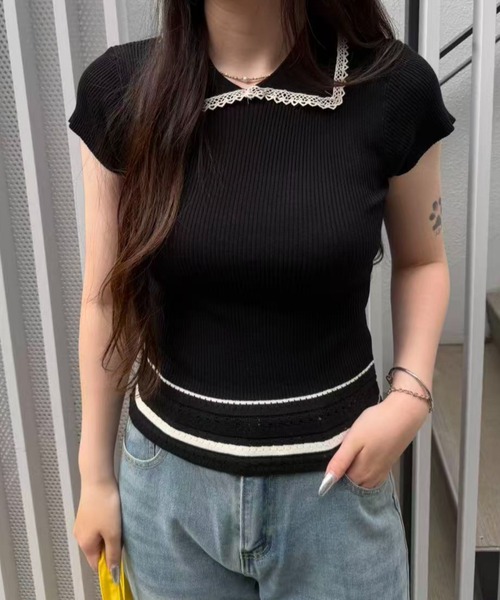 mebole(メボレ)の「Contrast Line Collar Knit(ニット/セーター・レディース・ブラック/ホワイト・FREE)」の4枚目の写真