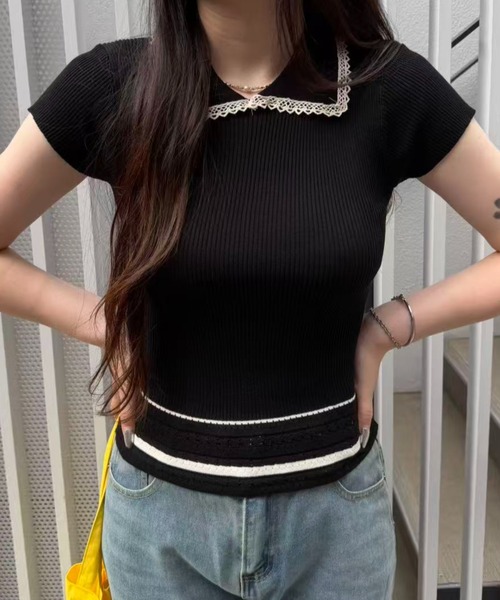 mebole(メボレ)の「Contrast Line Collar Knit(ニット/セーター・レディース・ブラック/ホワイト・FREE)」の5枚目の写真