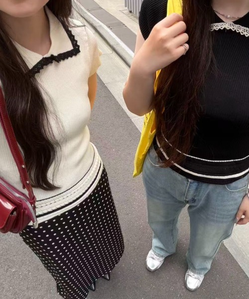 mebole(メボレ)の「Contrast Line Collar Knit(ニット/セーター・レディース・ブラック/ホワイト・FREE)」の14枚目の写真
