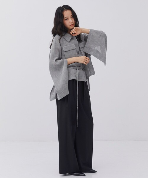 UNITED TOKYO(ユナイテッドトウキョウ)の「ベルトメッシュシャツブルゾン|セットアップ/ウォッシャブル/軽羽織/軽量/吸水速乾/夏服(ブルゾン・レディース・ブラック/マルチ・FREE)」の5枚目の写真