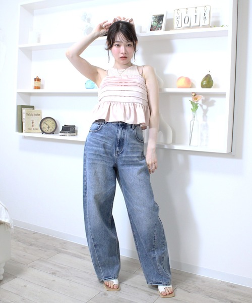 Reurie'(レウリィ)の「オリジナルサテンキャミビスチェ(セットアップ対応) ビスチェ ペプラム ピンク ブラック ベージュ セット 2way(チューブトップ・レディース・ピンク/アイボリー/ブラック・FREE)」の10枚目の写真