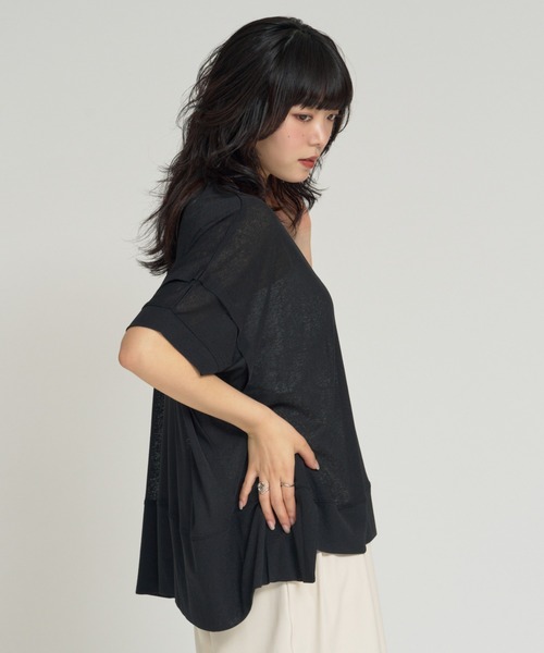 RU.TI.LE(ルチル)の「【RU.TI.LE】タックデザインシアープルオーバー(Tシャツ/カットソー・レディース・ホワイト/ブラック・MEDIUM)」の22枚目の写真