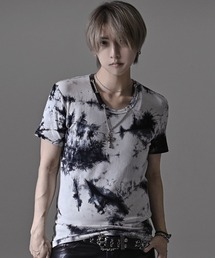 『RUDOL/ルドル』ローズクロスネックレス付きタイダイ染めテレコUネックTシャツ