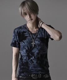 『RUDOL/ルドル』ローズクロスネックレス付きタイダイ染めテレコUネックTシャツ