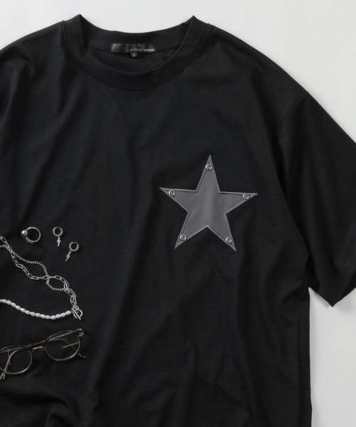 SlashDate(スラッシュデイト)の「【82】スター ワッペン スタッズ クルーネックTシャツ/Y2K/ユニセックス/レディース/メンズ(Tシャツ/カットソー・レディース・ネイビー/ホワイト/ブラック・L/M)」の19枚目の写真