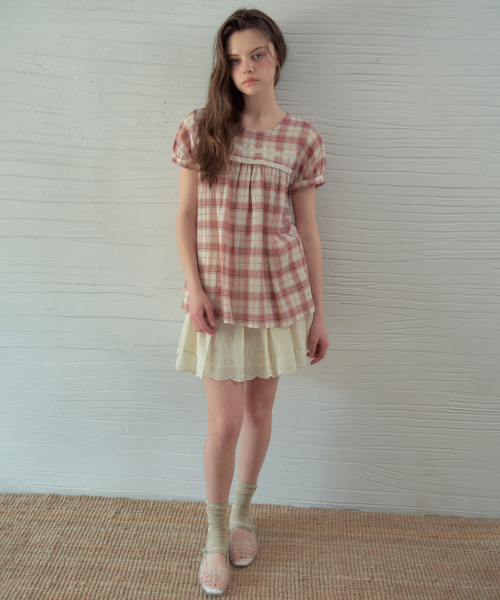 OURNOSTALGIA（アワー ノスタルジア）の「Avel Lace Check Blouse_Red(OB6BL12)（シャツ/ブラウス・レディース・レッド・FREE）」の4枚目の写真