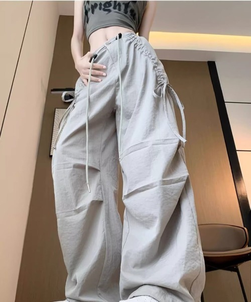 Ritzy(リッツィー)の「サイド紐デザイン ルーズワイドカーゴパンツ(その他パンツ・レディース・ダークグレー/ライトグレー/ブラック・L/M)」の15枚目の写真