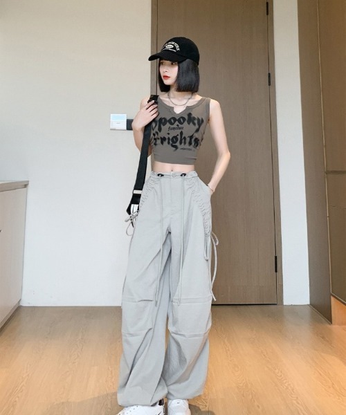 Ritzy(リッツィー)の「サイド紐デザイン ルーズワイドカーゴパンツ(その他パンツ・レディース・ダークグレー/ライトグレー/ブラック・L/M)」の19枚目の写真
