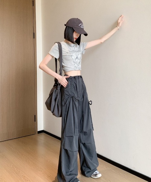 Ritzy(リッツィー)の「サイド紐デザイン ルーズワイドカーゴパンツ(その他パンツ・レディース・ダークグレー/ライトグレー/ブラック・L/M)」の13枚目の写真