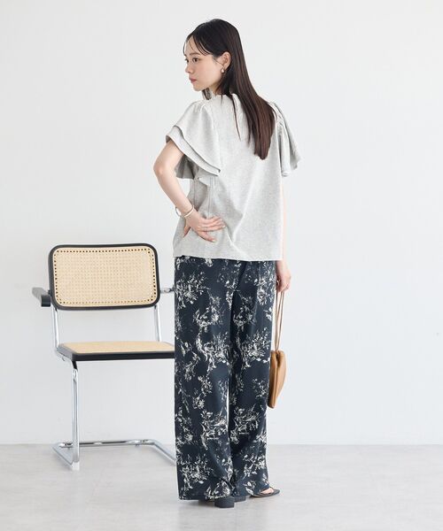 earth music&ecology(アースミュージックアンドエコロジー)の「フリルスリーブプルオーバー(Tシャツ/カットソー・レディース・杢グレー/オフホワイト/ブラック・FREE)」の15枚目の写真