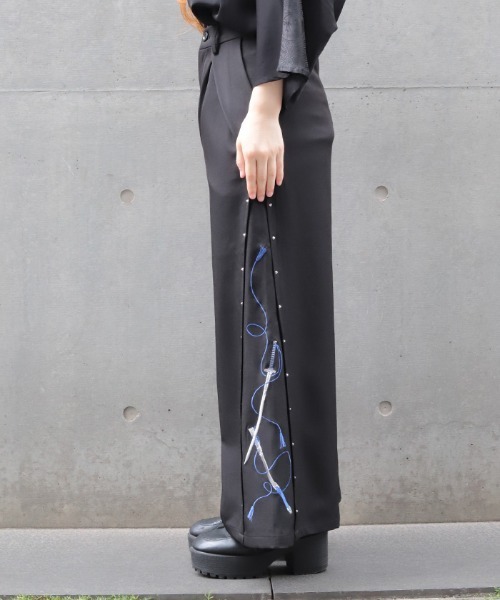 REZEN（リゼン）の「刀×スタッズ袴パンツ（その他パンツ・メンズ・ライトグレー/ブラック/ローズ/ブルーパープル・SMALL/MEDIUM/LARGE）」の12枚目の写真