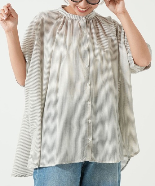 HEART MARKET(ハートマーケット)の「ふわ軽コットンシアー半袖チュニック(シャツ/ブラウス・レディース・ベージュ/チャコールグレー/グリーン/ブラック/ネイビー系/ナチュラル・FREE)」の4枚目の写真