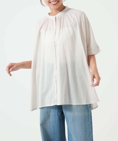 HEART MARKET(ハートマーケット)の「ふわ軽コットンシアー半袖チュニック(シャツ/ブラウス・レディース・ベージュ/チャコールグレー/グリーン/ブラック/ネイビー系/ナチュラル・FREE)」の13枚目の写真