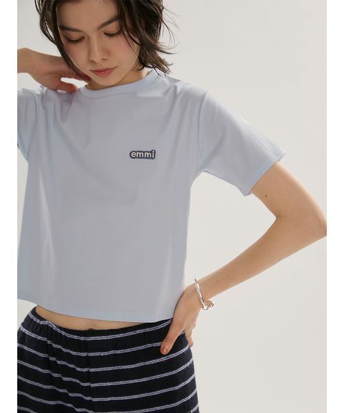 emmi(エミ)の「emmiロゴコンパクトTシャツ(Tシャツ/カットソー・レディース・ライトブルー/ブラック/オフホワイト・F)」の3枚目の写真