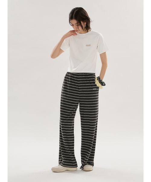 emmi(エミ)の「emmiロゴコンパクトTシャツ(Tシャツ/カットソー・レディース・ライトブルー/ブラック/オフホワイト・F)」の15枚目の写真