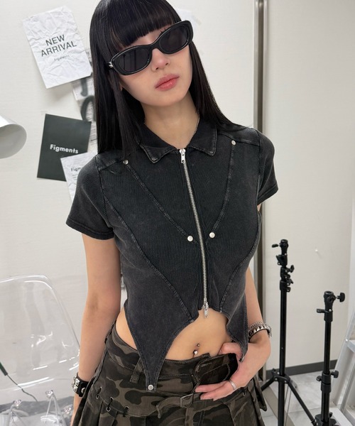 Figments(フィグメンツ)の「エイジドZIPデザイントップ(その他トップス・レディース・スミクロ・FREE)」の1枚目の写真