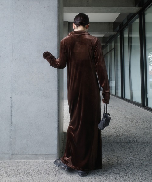select MOCA by son(セレクトモカバイソン)の「Iラインベロアシャツワンピース【by SON】(シャツワンピース・レディース・ブラック/ブラウン・LARGE/MEDIUM)」の12枚目の写真