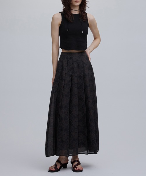 Ameri（アメリ）の「SHEER DAMASK JACQUARD PLEATED SKIRT（スカート・レディース・ダークブラウン/アイボリー・SMALL/MEDIUM）」の6枚目の写真