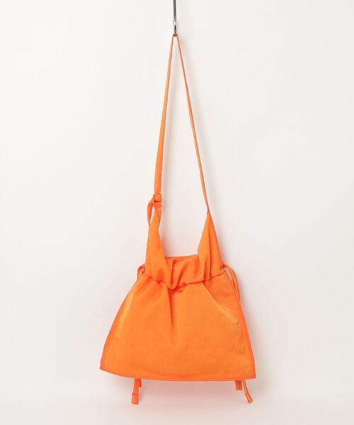 ITTI(イッチ)の「ITTI/イッチ/MARY RED CROSS BAG/CERATO(トートバッグ・メンズ・オレンジ/オリーブ系/ブラック・F)」の4枚目の写真