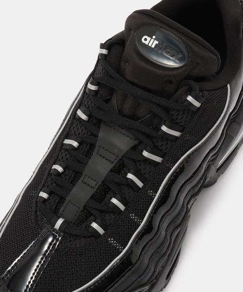 NIKE（ナイキ）の「NIKE W AIR MAX 95 BIG BUBBLE IB6397-001（スニーカー・メンズ・ブラック・28.5cm/28cm/27.5cm/26.5cm/26cm/25.5cm/25cm/24.5cm/24cm/23.5cm/23cm/29cm/27cm）」の4枚目の写真