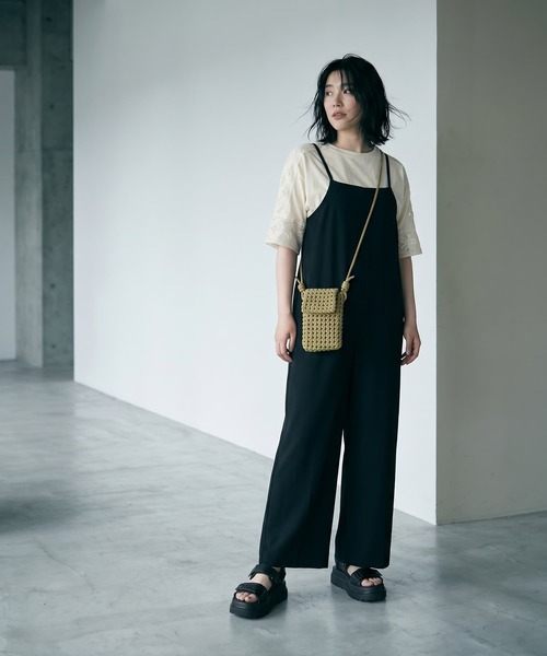 STYLE DELI(スタイルデリ)の「【BLK001】サラ落ちキャミオールインワン(サロペット/オーバーオール・レディース・ブラック・FREE)」の7枚目の写真