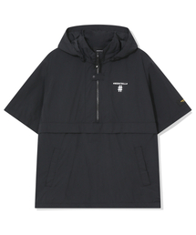 BEENTRILL（ビントリル）の「エッセンシャルスモールロゴハーフジップフード半袖アノラック（ブラック）（マウンテンパーカー）」