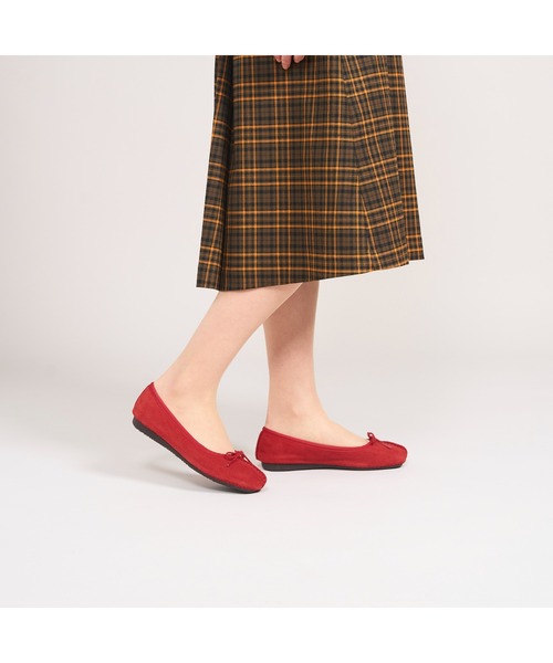 Clarks(クラークス)の「Freckle Ice/フレックルアイス(レッドスエード)(バレエシューズ・レディース・レッド・UK6/UK5.5/UK5/UK4.5/UK4/UK3.5/UK3)」の19枚目の写真