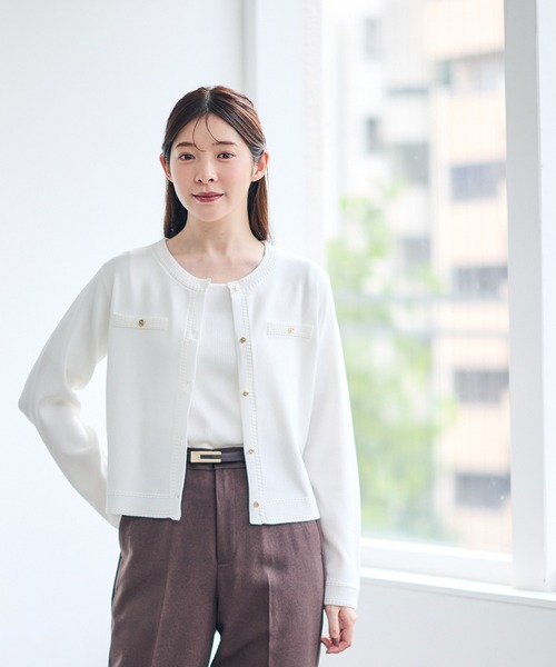 12Twelve Agenda(トゥエルブ アジェンダ)の「ベーシッククルーネックカーディガン(カーディガン/ボレロ・レディース・チャコールグレー/ブラウン/ブラック/アイボリー・M)」の6枚目の写真