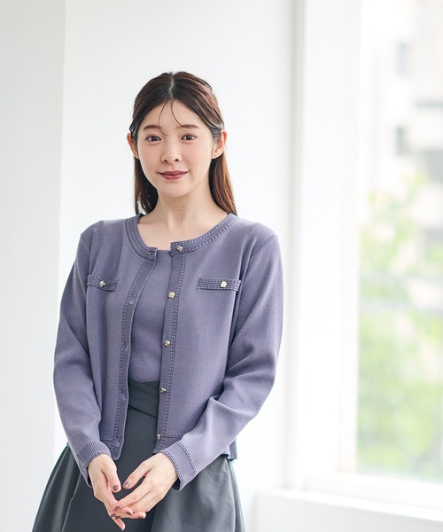 12Twelve Agenda(トゥエルブ アジェンダ)の「ベーシッククルーネックカーディガン(カーディガン/ボレロ・レディース・チャコールグレー/ブラウン/ブラック/アイボリー・M)」の13枚目の写真