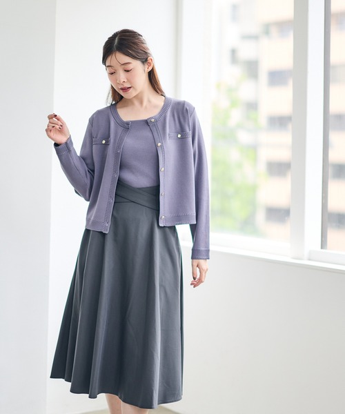 12Twelve Agenda(トゥエルブ アジェンダ)の「ベーシッククルーネックカーディガン(カーディガン/ボレロ・レディース・チャコールグレー/ブラウン/ブラック/アイボリー・M)」の14枚目の写真