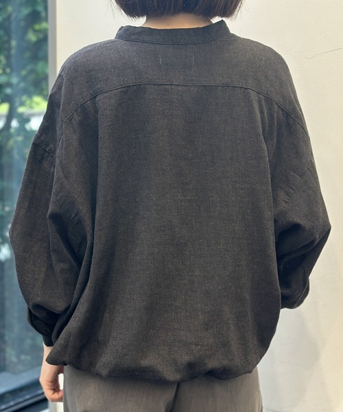 SELF+SERVICE(セルフサービス)の「オーガニック綿糸スタンドドロストブラウス(シャツ/ブラウス・レディース・グリーン系その他/チャコールグレー・XL/L/M)」の6枚目の写真