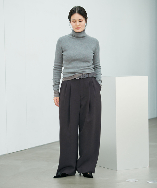 IENA(イエナ)の「アーチタックパンツ(その他パンツ・レディース・ピンク/グレー/ベージュ・36/38/34)」の4枚目の写真