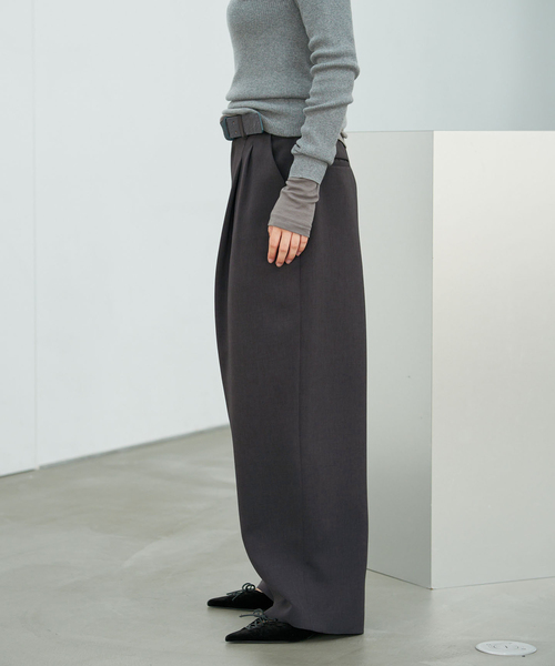 IENA(イエナ)の「アーチタックパンツ(その他パンツ・レディース・ピンク/グレー/ベージュ・36/38/34)」の8枚目の写真