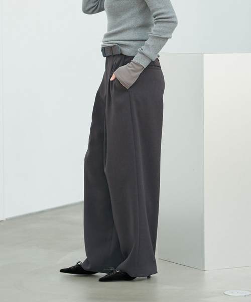 IENA(イエナ)の「アーチタックパンツ(その他パンツ・レディース・ピンク/グレー/ベージュ・36/38/34)」の9枚目の写真