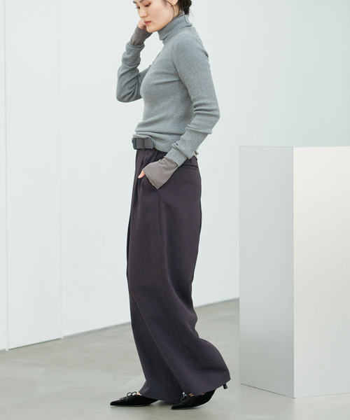 IENA(イエナ)の「アーチタックパンツ(その他パンツ・レディース・ピンク/グレー/ベージュ・36/38/34)」の11枚目の写真