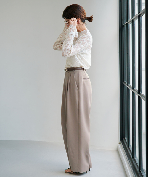IENA(イエナ)の「アーチタックパンツ(その他パンツ・レディース・ピンク/グレー/ベージュ・36/38/34)」の17枚目の写真