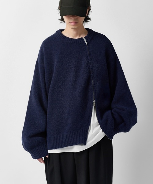 Lui's(ルイス)の「【Neucon】TWIST-ZIP DESIGN OVER KNIT / ツイストジップデザインオーバーニット(ニット/セーター・メンズ・グレー/ネイビー/ブラック・2/1)」の3枚目の写真