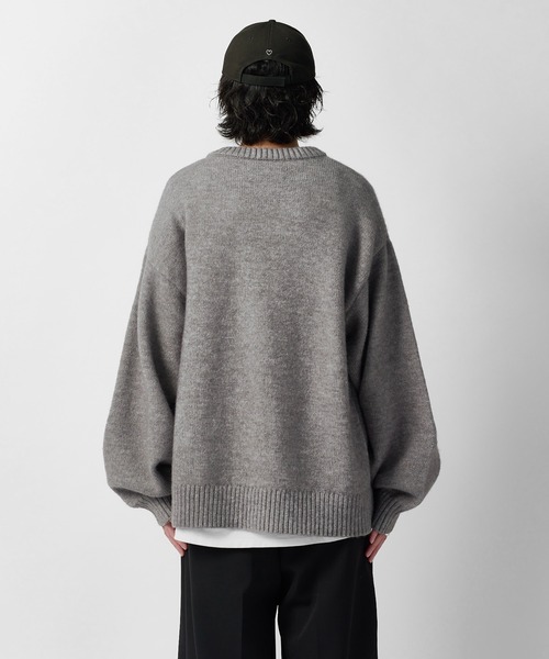 Lui's(ルイス)の「【Neucon】TWIST-ZIP DESIGN OVER KNIT / ツイストジップデザインオーバーニット(ニット/セーター・メンズ・グレー/ネイビー/ブラック・2/1)」の17枚目の写真