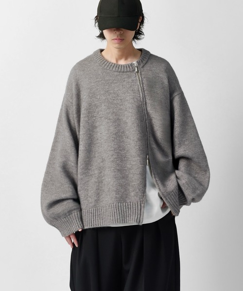 Lui's(ルイス)の「【Neucon】TWIST-ZIP DESIGN OVER KNIT / ツイストジップデザインオーバーニット(ニット/セーター・メンズ・グレー/ネイビー/ブラック・2/1)」の15枚目の写真