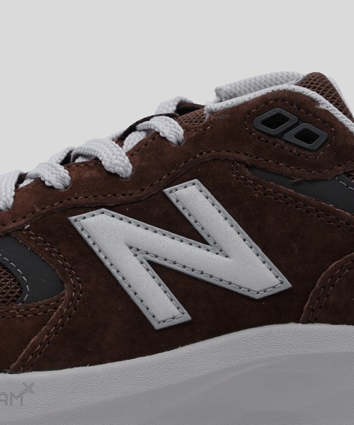 NEW BALANCE(ニューバランス)の「NEW BALANCE M8806XS(スニーカー・メンズ・ブラウン・28.5cm/26cm/26.5cm/27cm/27.5cm/28cm)」の10枚目の写真