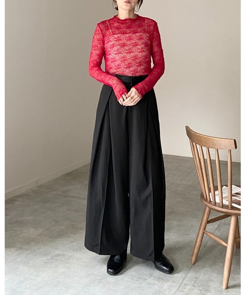 She's Closet(シーズクローゼット)の「長袖 プチハイネック 花柄 シアー レーストップス(Tシャツ/カットソー・レディース・レッド/ブラウン/ブラック/アイボリー・FREE)」の11枚目の写真
