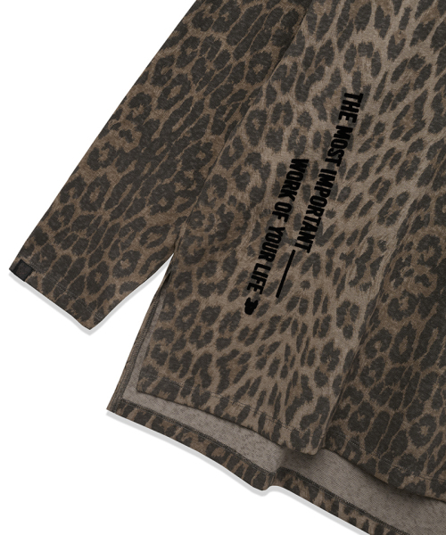 LIFE WORK(ライフワーク)の「レディース ヴィンテージアンバランス長袖Tシャツ(Tシャツ/カットソー・レディース・ダークブラウン/ブラック・FREE)」の6枚目の写真