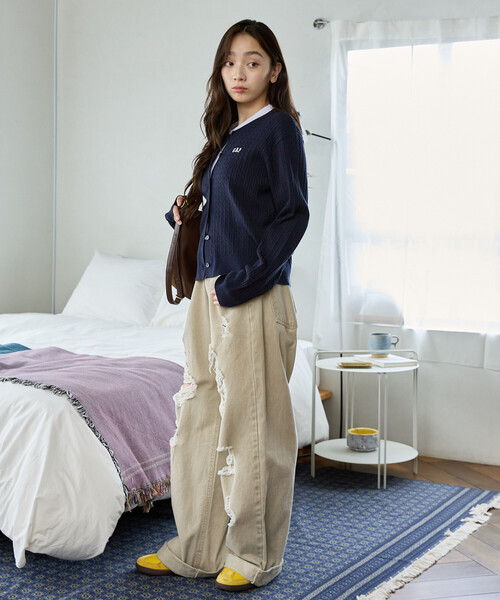 GAP(ギャップ)の「PUBLUX × GAP/ギャップ 別注 クルーネック ケーブル ニット カーディガン 限定展開(カーディガン/ボレロ・レディース・グレー/イエロー/ネイビー/ブラウン/ピンク・フリ-)」の20枚目の写真