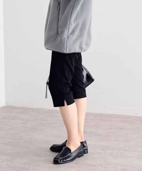 U by SPICK&SPAN(ユーバイスピックアンドスパン)の「《追加》ストレッチサブリナパンツ(その他パンツ・レディース・ブラック・36/38)」の4枚目の写真